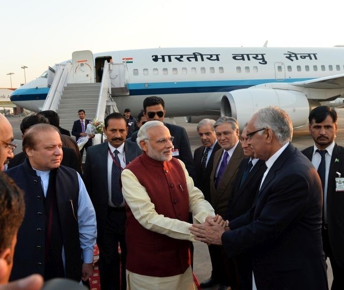 Modi's surprise Pakistan stopover