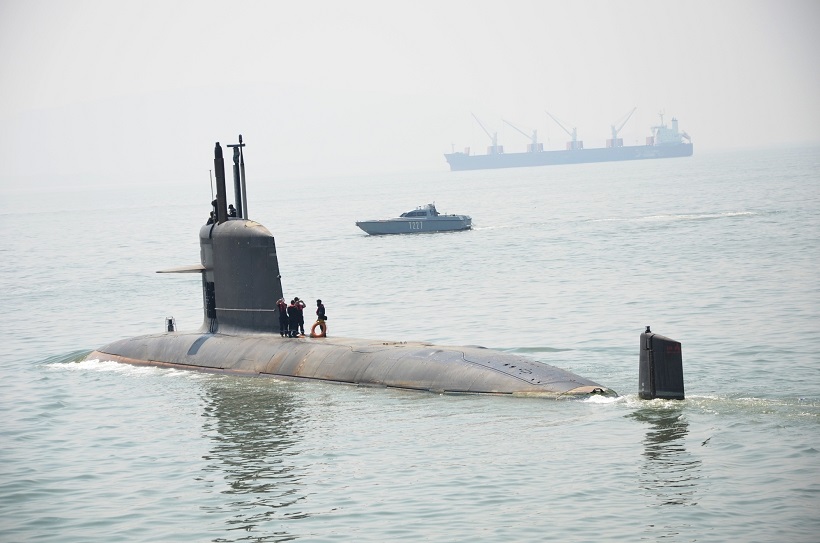 Mumbai: "Kalvari", the Scorpene class submarines, being built at the Mazagon Dock Shipbuilders Ltd Mumbai ventures into the sea for the first  time as  sea trials begin off Mumbai coast on May 1, 2016. (Photo: IANS)
