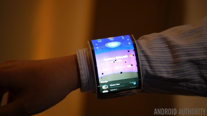 foldable smartphones