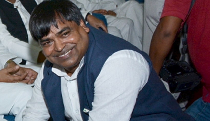  Gayatri Prajapati
